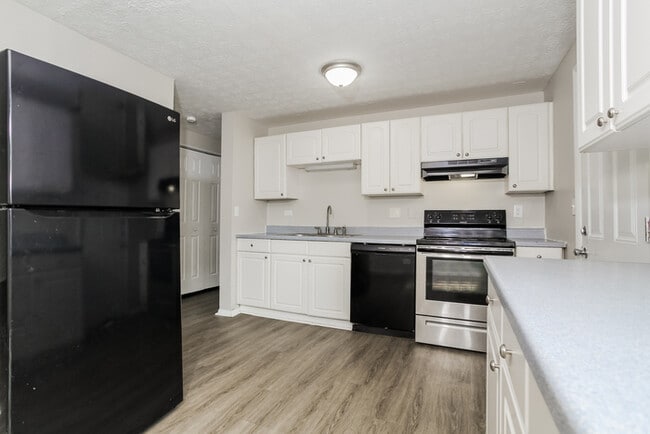 Building Photo - 1355 Cottonwood Dr