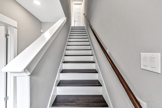 Building Photo - 3105 Gillespie St