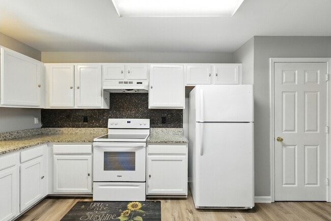 Building Photo - 159 Brightwater Dr
