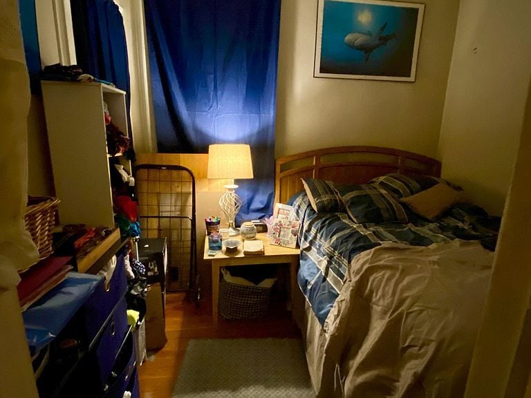 Building Photo - 2122 N Clifton Ave