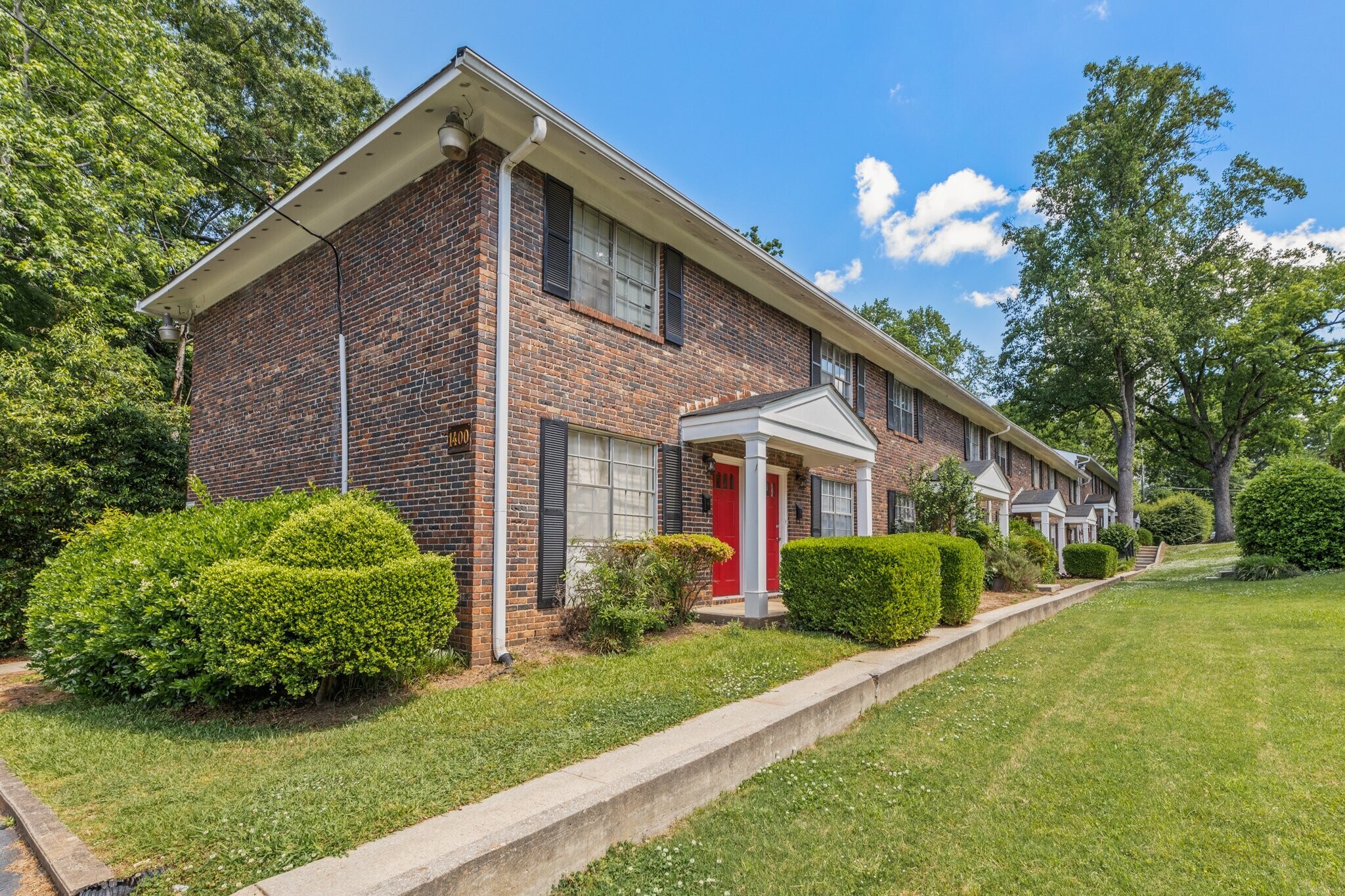 Building Photo - 1400 Church St