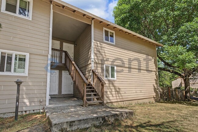 Building Photo - 9660 SW Prairie Terrace