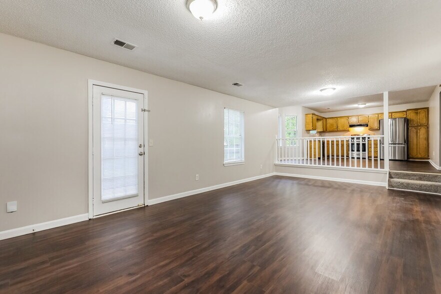 Building Photo - 1367 Misty Ridge Ct