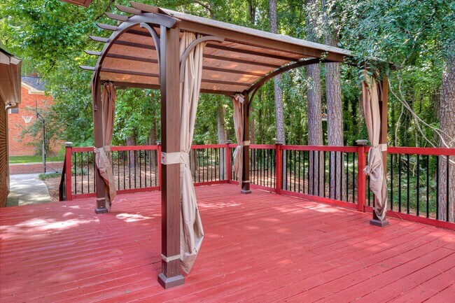 Building Photo - 4Bed/3 Bath home in Evans, GA with large g...