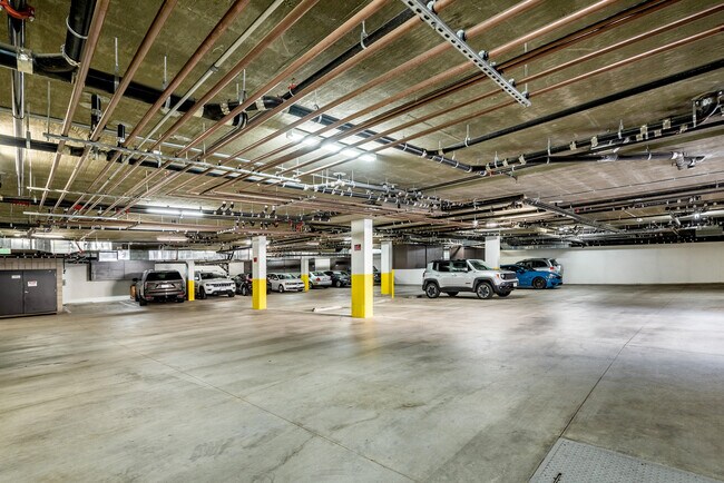 Building Photo - 342 Myrtle St