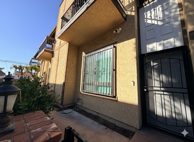 Building Photo - 431 N Alhambra Ave