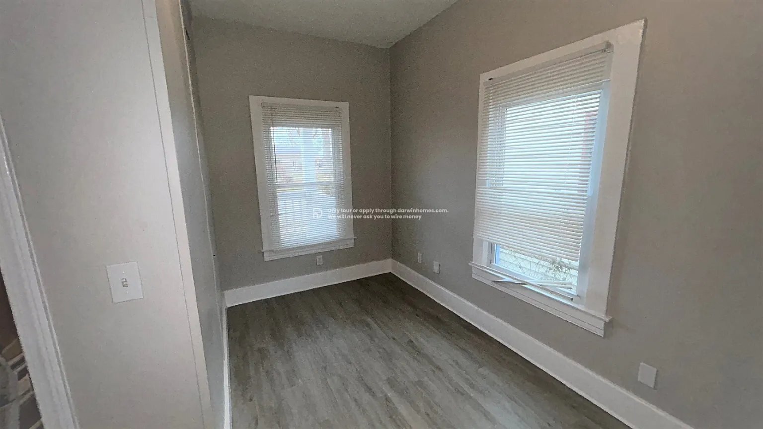 Building Photo - 624 Dresden Ave