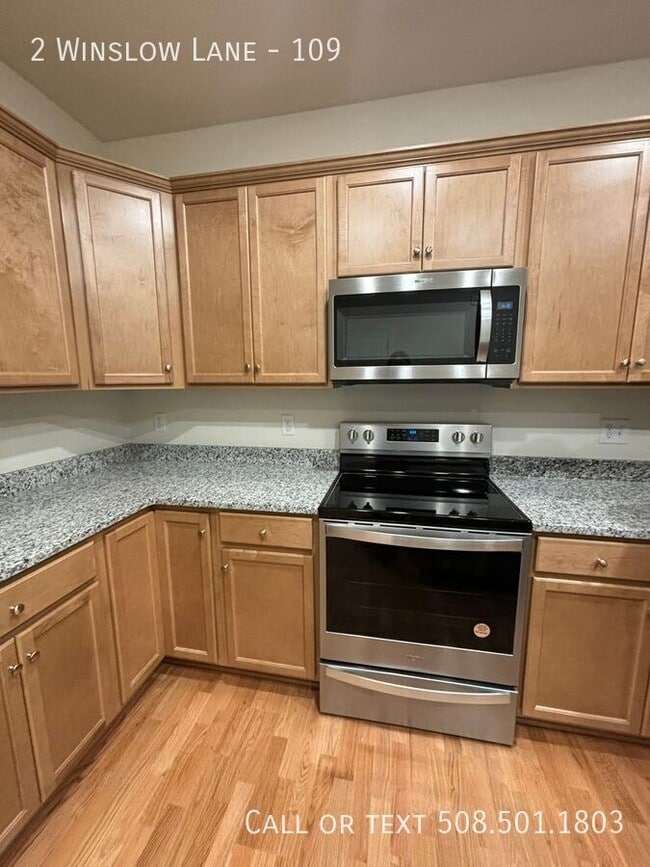 Building Photo - 2 Winslow Ln