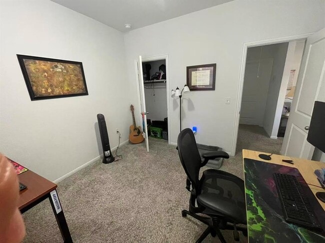 Building Photo - 141 Mammoth Dr