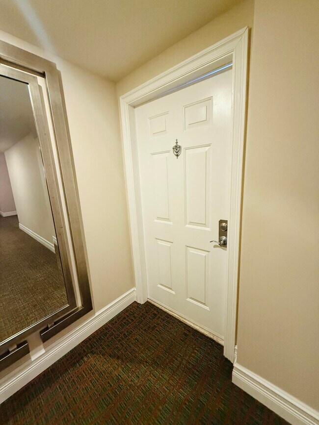 Building Photo - 651 Okeechobee Blvd