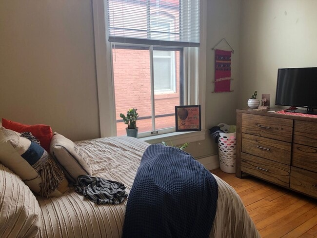 Building Photo - Vance - Residential