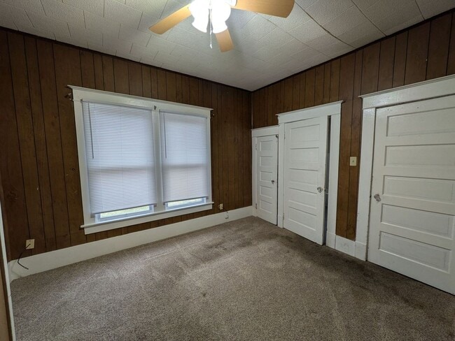 Building Photo - 1819 10th St