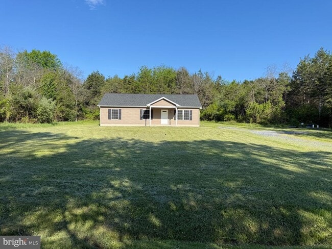 Building Photo - 145 Lake Ridge Rd