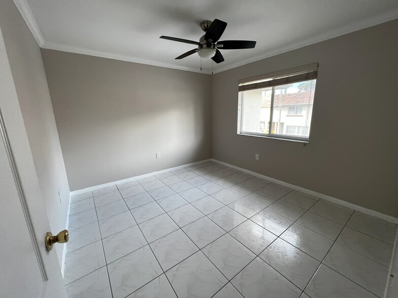 Building Photo - 351 NW 82nd Ave