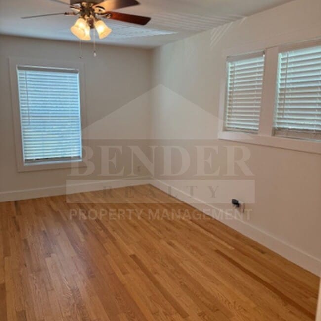Building Photo - BEAUTIFUL REMODELED HOME