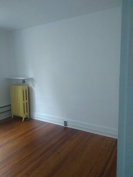 Shared living - 523 W Beaver Ave