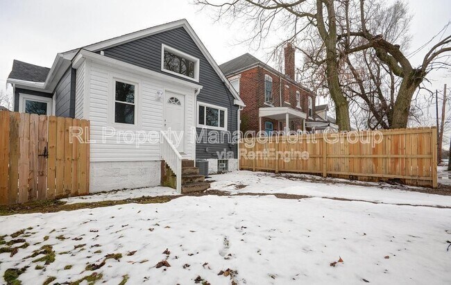 Building Photo - 451 S 22nd St