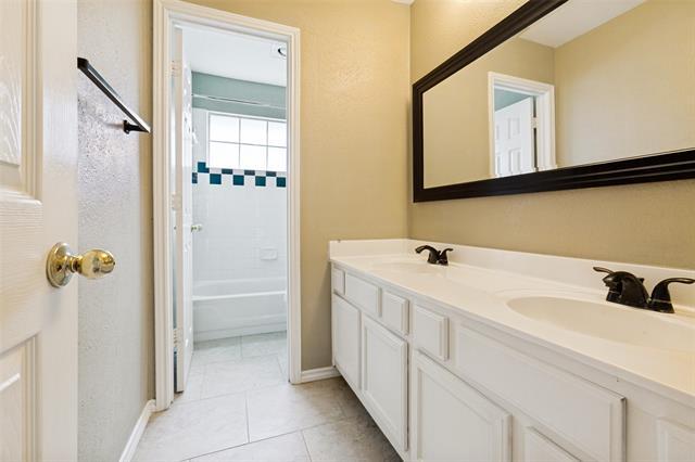 Building Photo - 1004 Glendale Ct