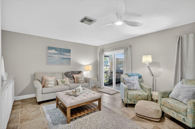 Building Photo - 950 S Kanner Hwy