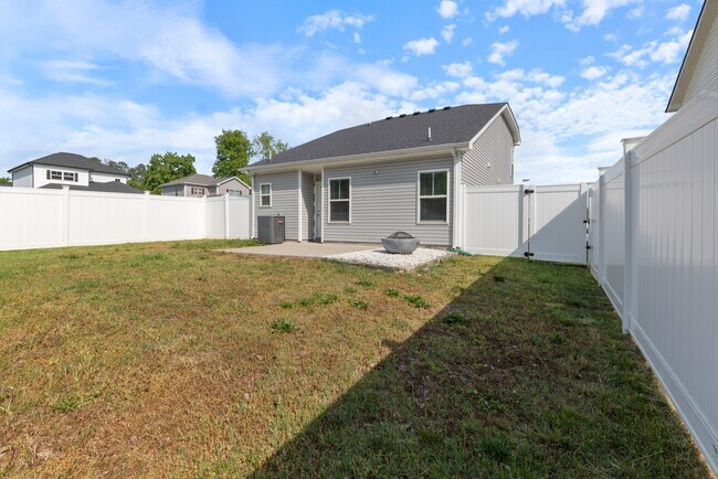 Building Photo - 200 Waterwheel Cir
