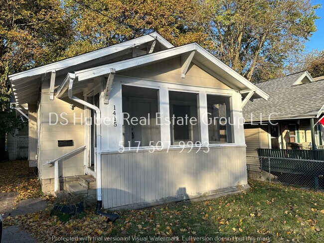 Building Photo - 1415 Lansing Ave