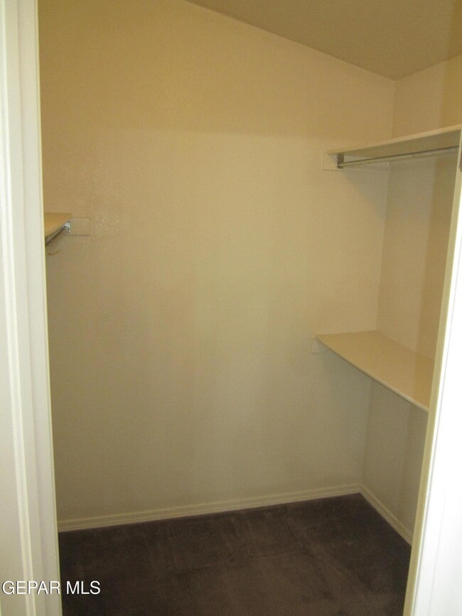 Building Photo - 6572 Dakota Ridge Dr