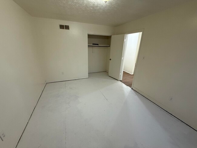 Building Photo - 3719 Trent Cir