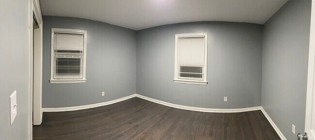 Building Photo - 306 Clifton Ave