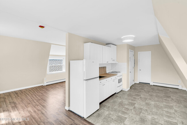 Primary Photo - 507 1st Ave