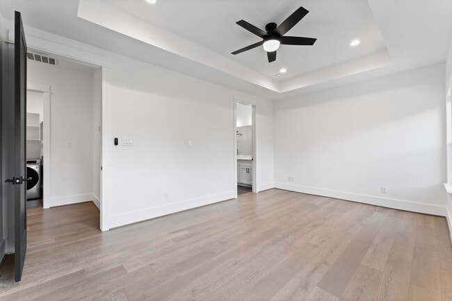 Building Photo - 4303 Buck St