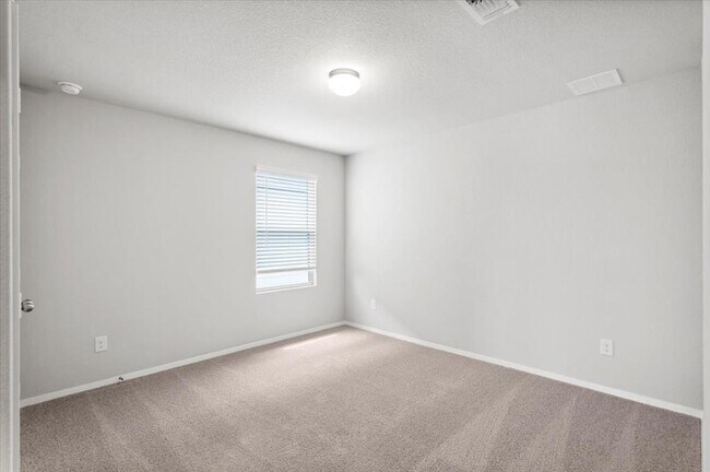 Building Photo - 2607 Totley Rd