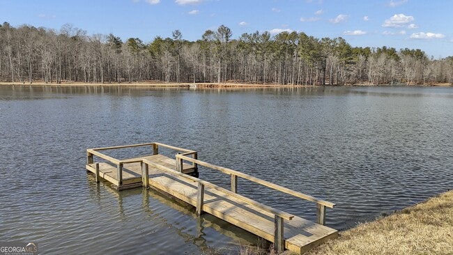 Building Photo - 459 Lester road