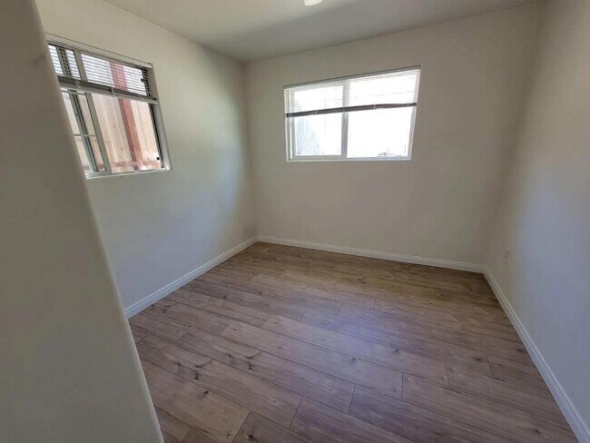 Building Photo - 210 Goetting Way