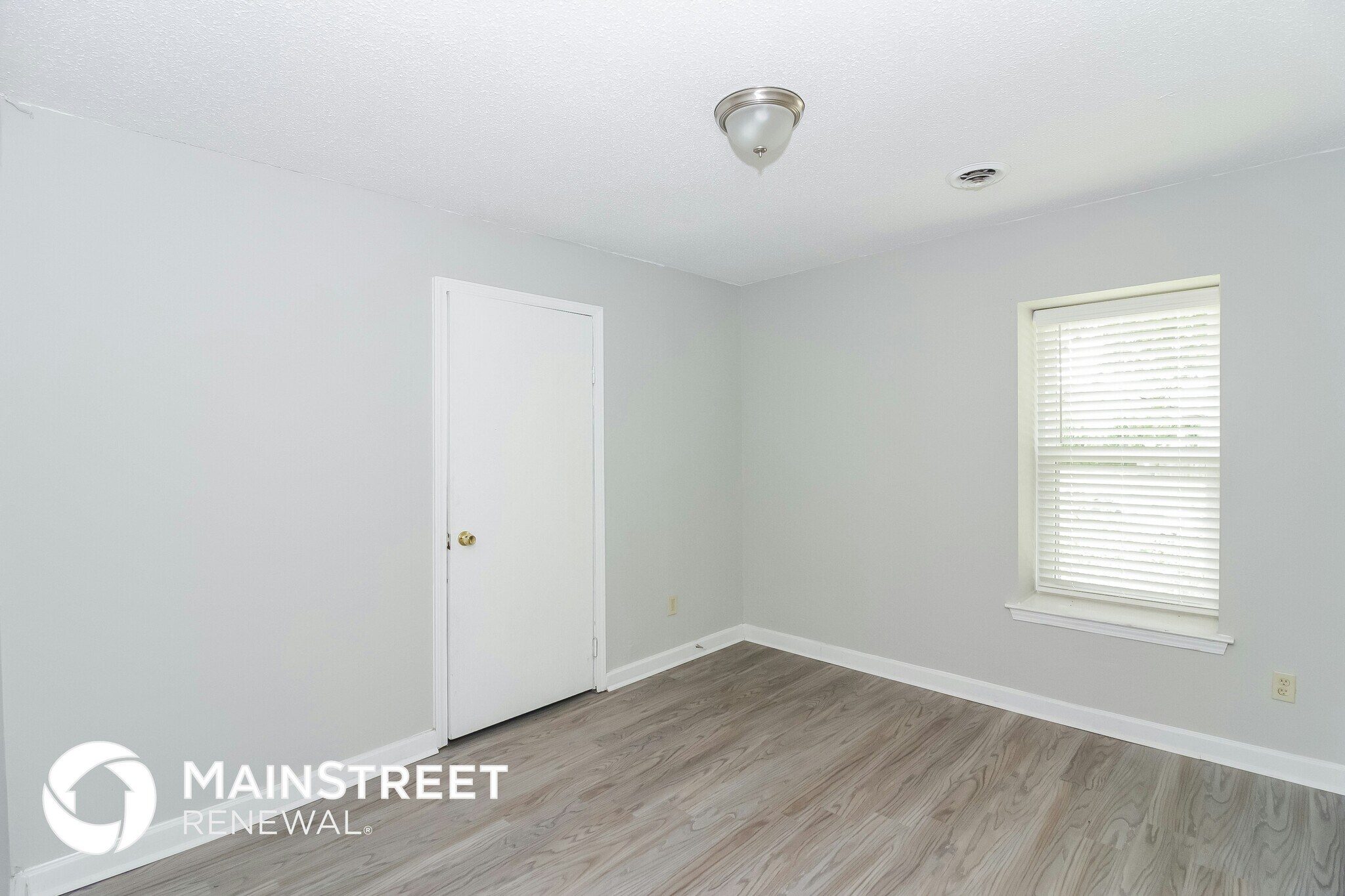 Building Photo - 3552 Kirby Terrace Dr