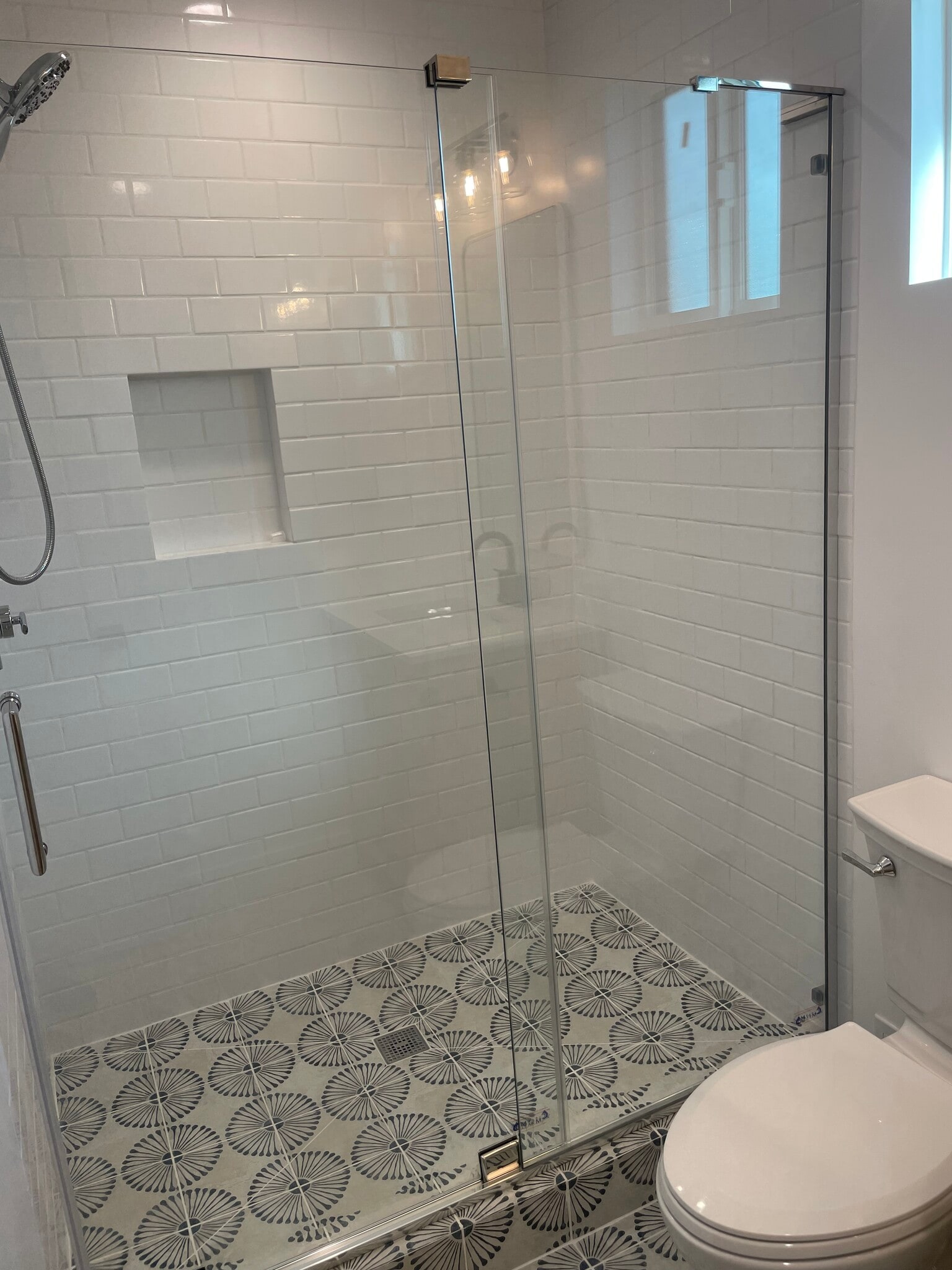 Building Photo - 7738 Whitsett Ave