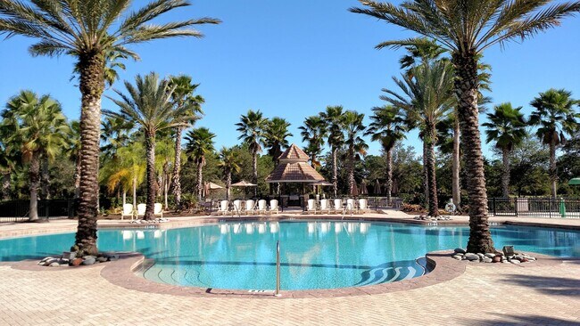 Building Photo - Annual Pool Home in The Stoneybrook Community of Venice!