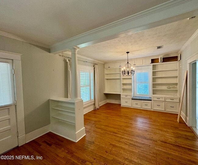 Building Photo - 3649 Walsh St