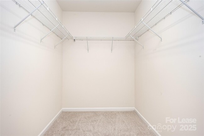 Building Photo - 3530 Alister Ave SW