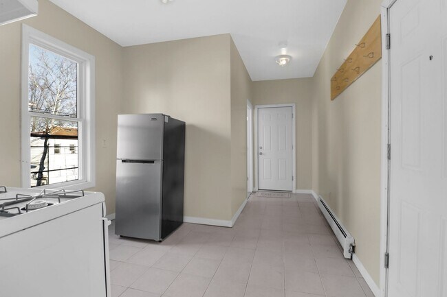 Building Photo - 284 Watchung Ave