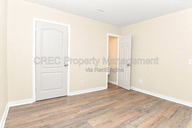 Building Photo - 3302 Florida Ave