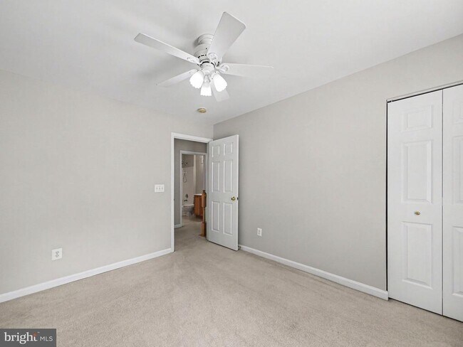 Building Photo - 5641 Eppes Island Pl