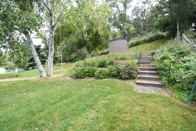 Building Photo - 3 Bed 1.5 Bath Home near Valleyhigh Dr For...