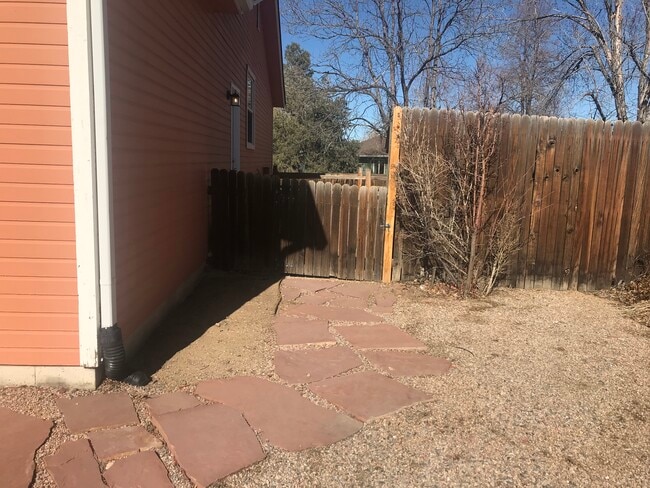 Private on-site Parking - 415 Lilac Ct