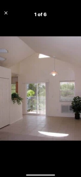 Building Photo - 70 Halili Ln