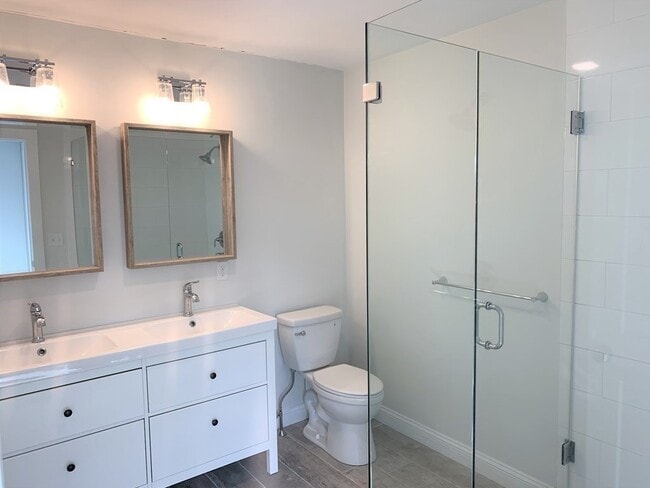 Building Photo - 1 Broadway Ave