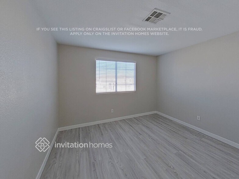 Building Photo - 3811 McGregor Way