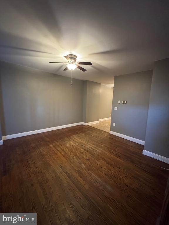 Building Photo - 1321 Cambria St