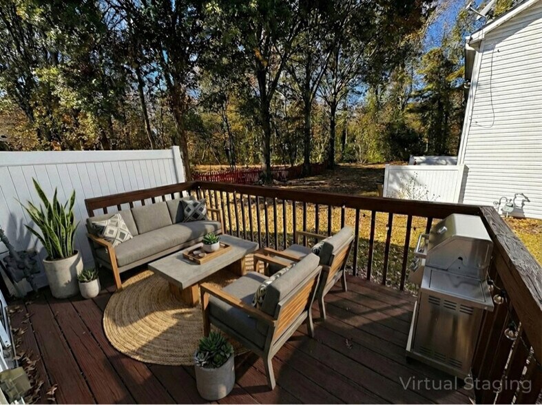 Building Photo - 4865 Beacon Ridge Ln