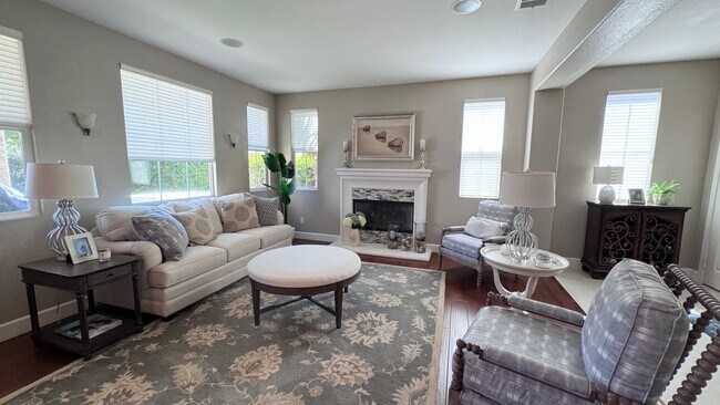 Building Photo - Luxury 4 Bedroom Home in La Costa Greens