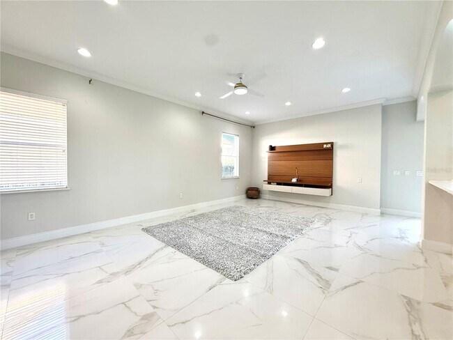 Building Photo - 9060 Heritage Bay Cir